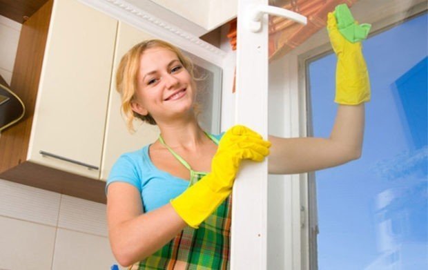 Мыть окна без разводов пластиковые в домашних условиях и желтизны